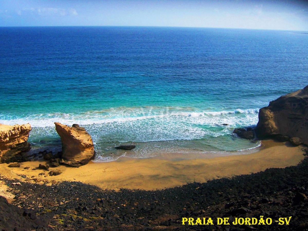 Rose'S Place Mindelo Exterior foto